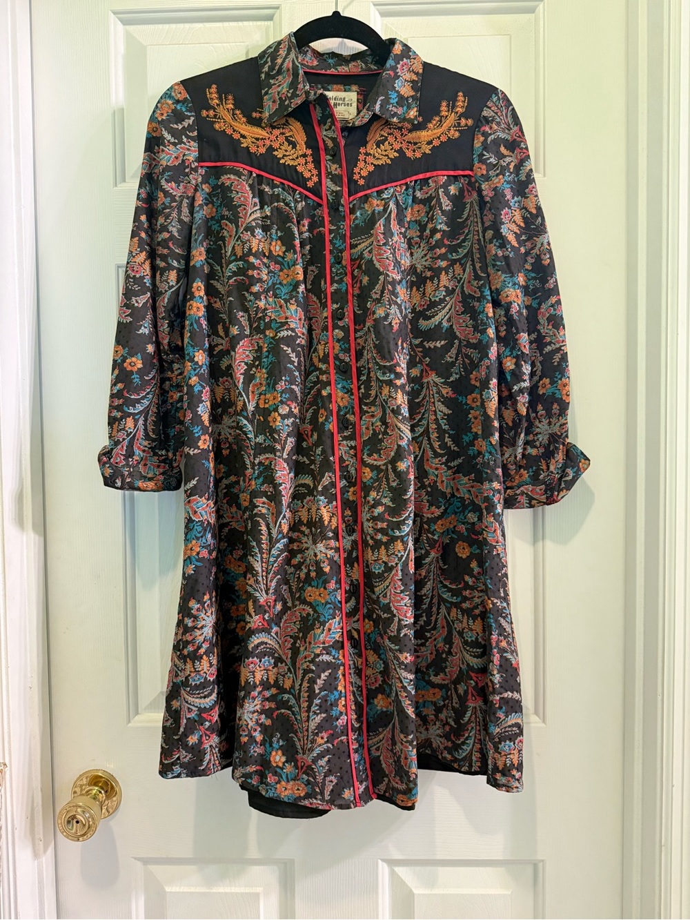 HOLDING HORSES Black Floral Embroidered Button-Up with Red Trim
